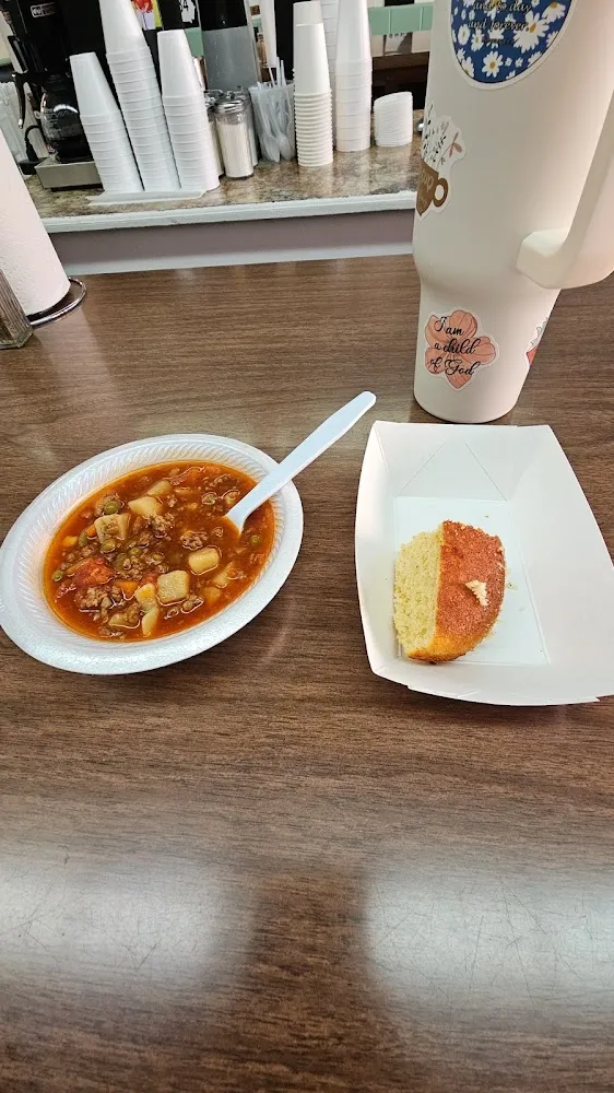 Vegetables Soup with Corn Bread